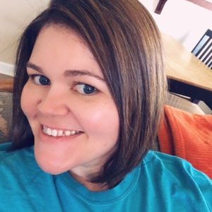 Meet your Posher, Denise